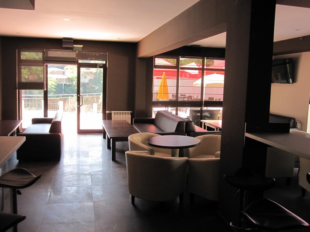 Hotel Deyanira Gorno Dryanovo Zewnętrze zdjęcie